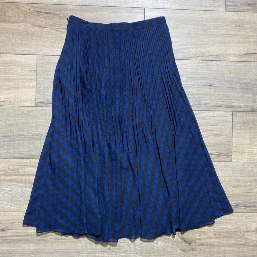 Club Monaco bnwt club